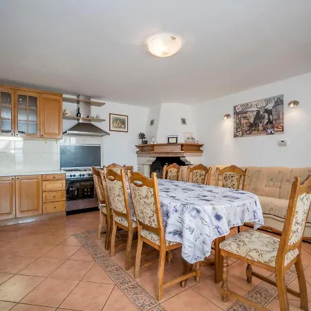 Ulika By Interhome Golaš